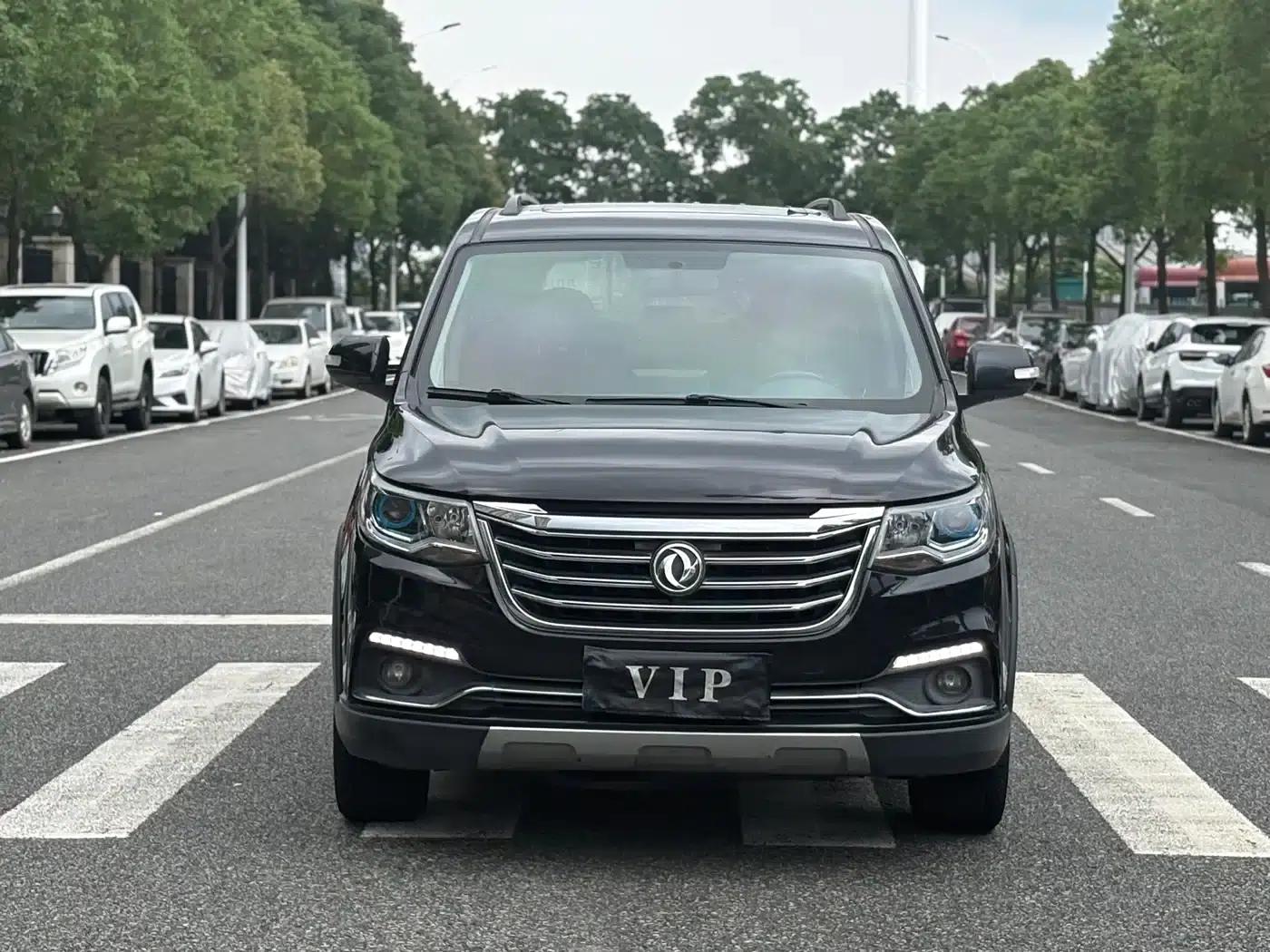 Fengxing SX6 2018 1.6L Manual Deluxe Edition — миниатюра 2