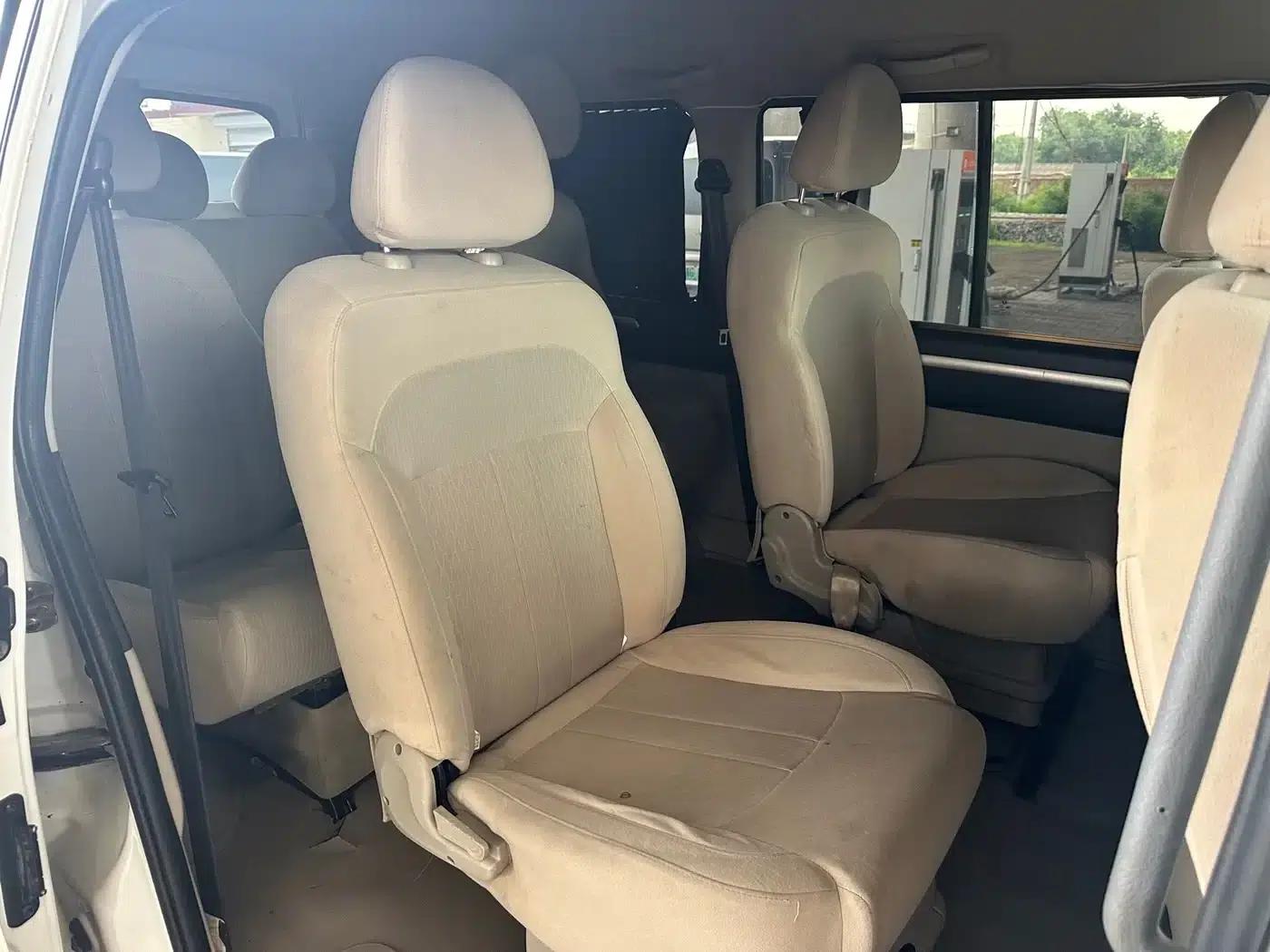 Lingzhi New Energy 2020 Comfort Model 9-Seater — миниатюра 7
