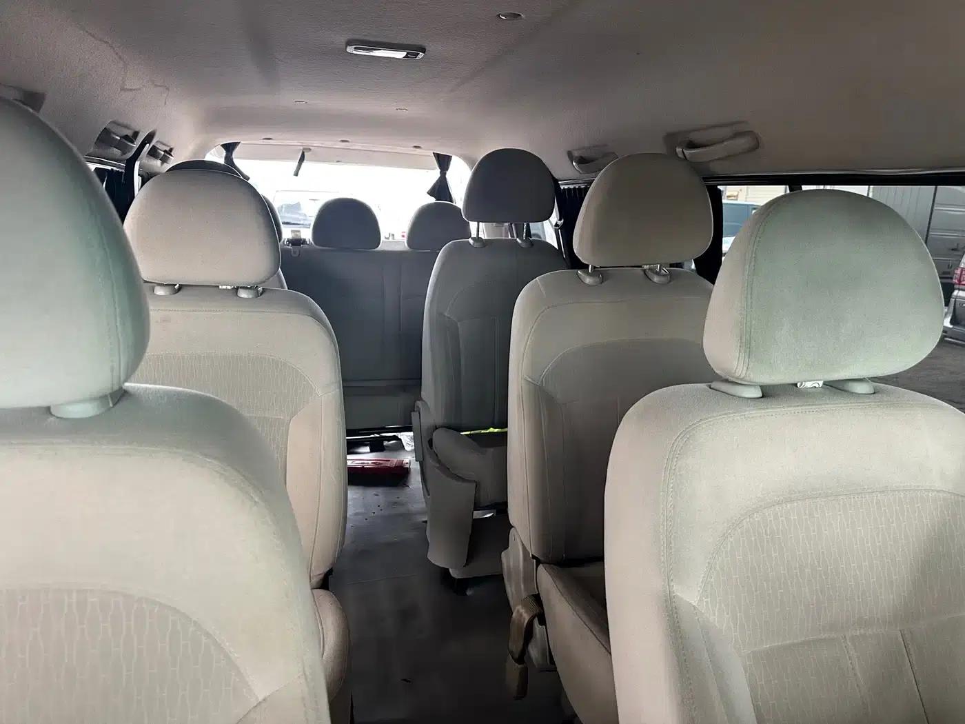 Lingzhi New Energy 2020 Comfort Model 9-Seater — миниатюра 10