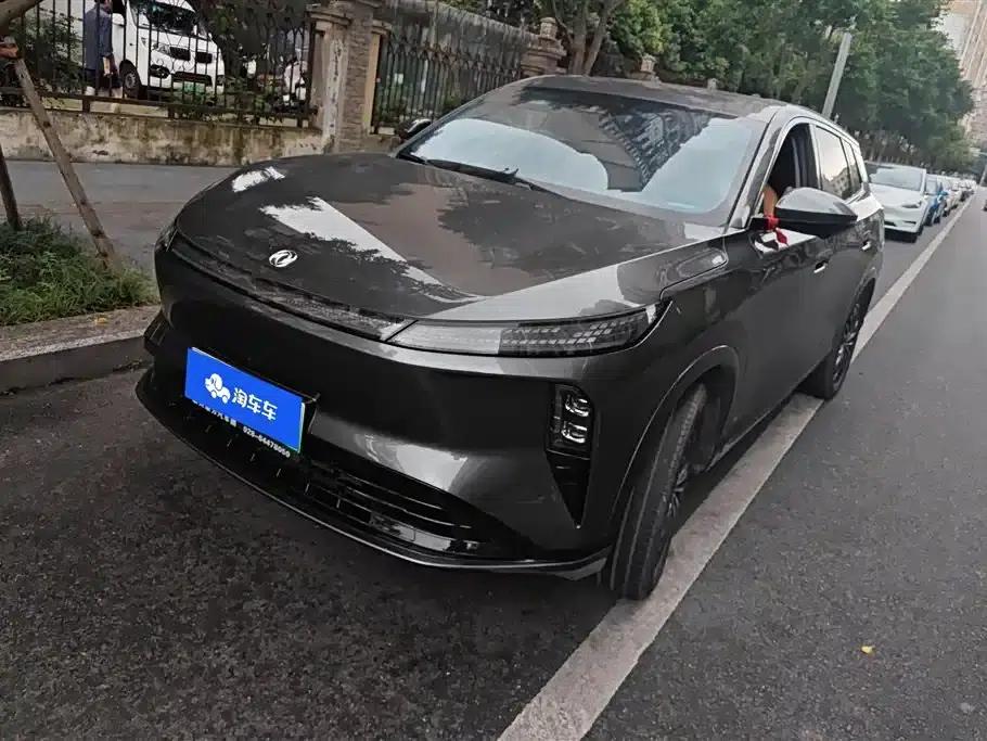 Dongfeng Fengshen L8 2025 Model 185KM Dream Edition — миниатюра 1