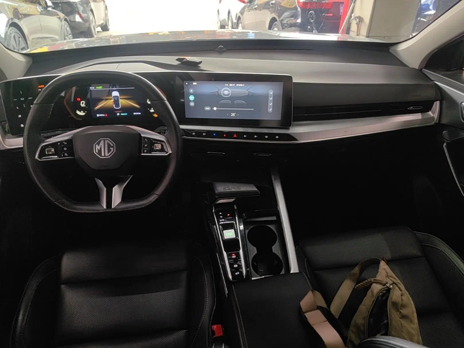 MG ONE 2023 1.5T Entry Version — миниатюра 21