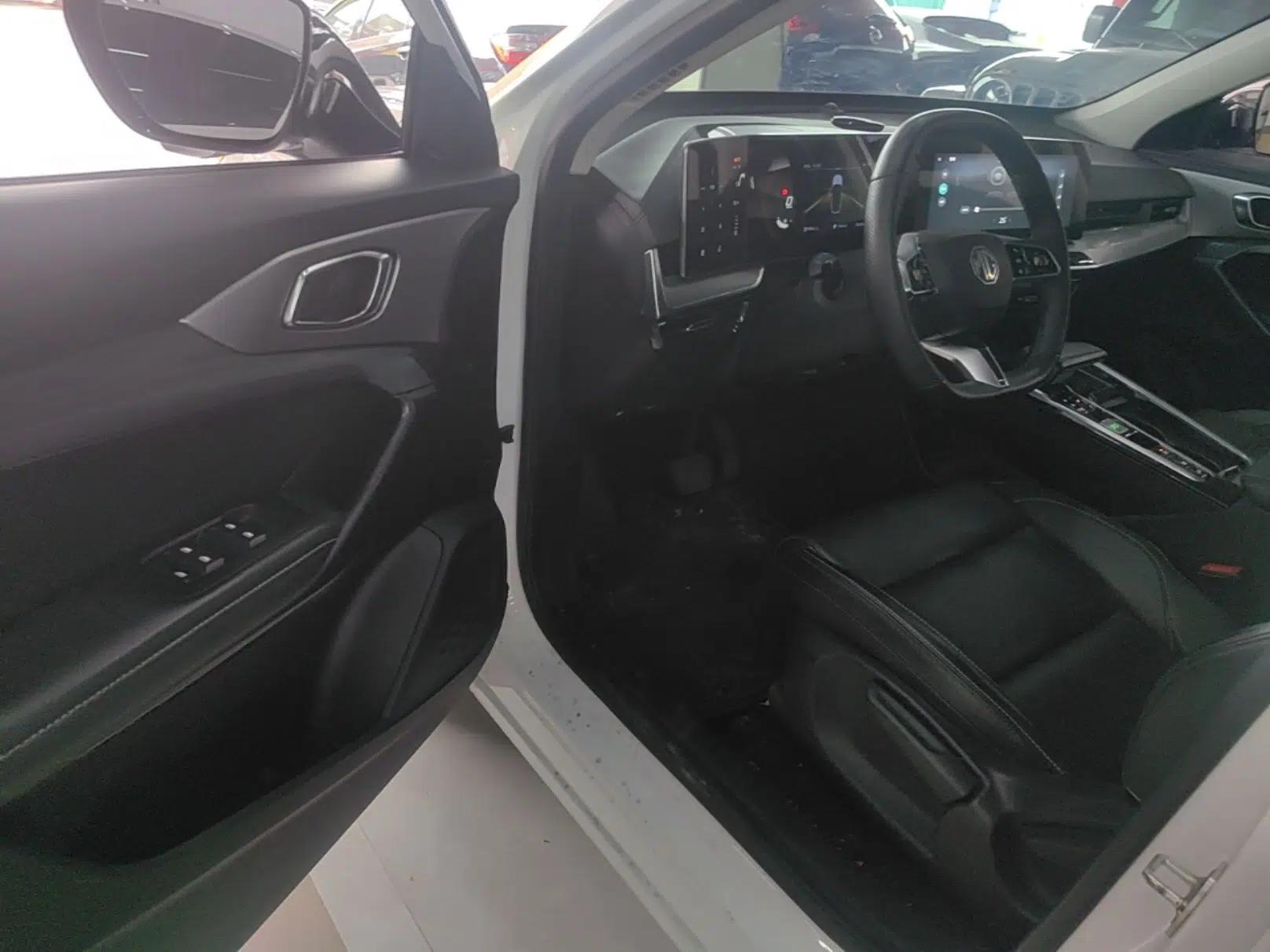 MG ONE 2023 1.5T Entry Version — миниатюра 27
