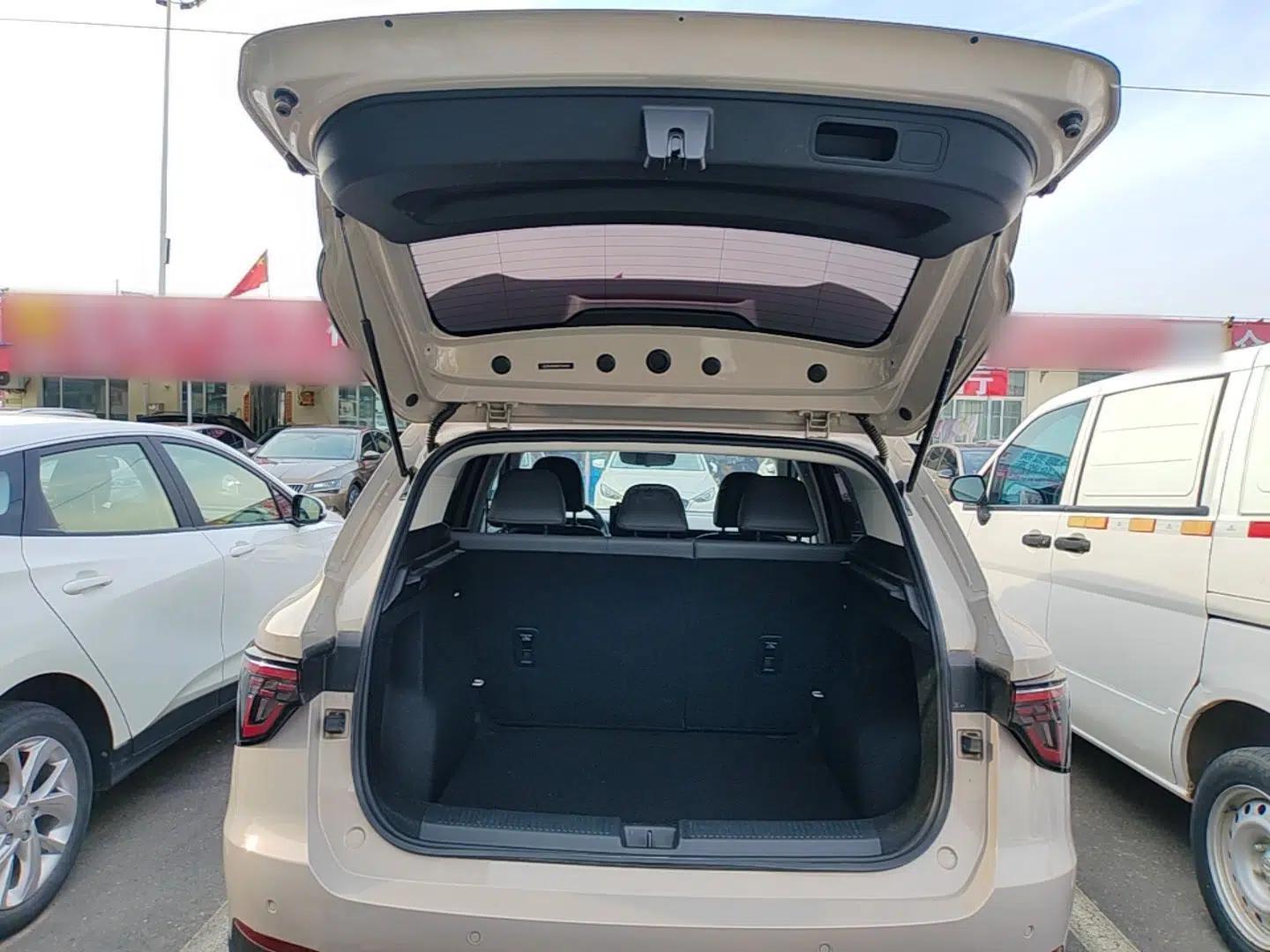 MG ES5 2025 515 Pro Rear-Drive Version — миниатюра 22