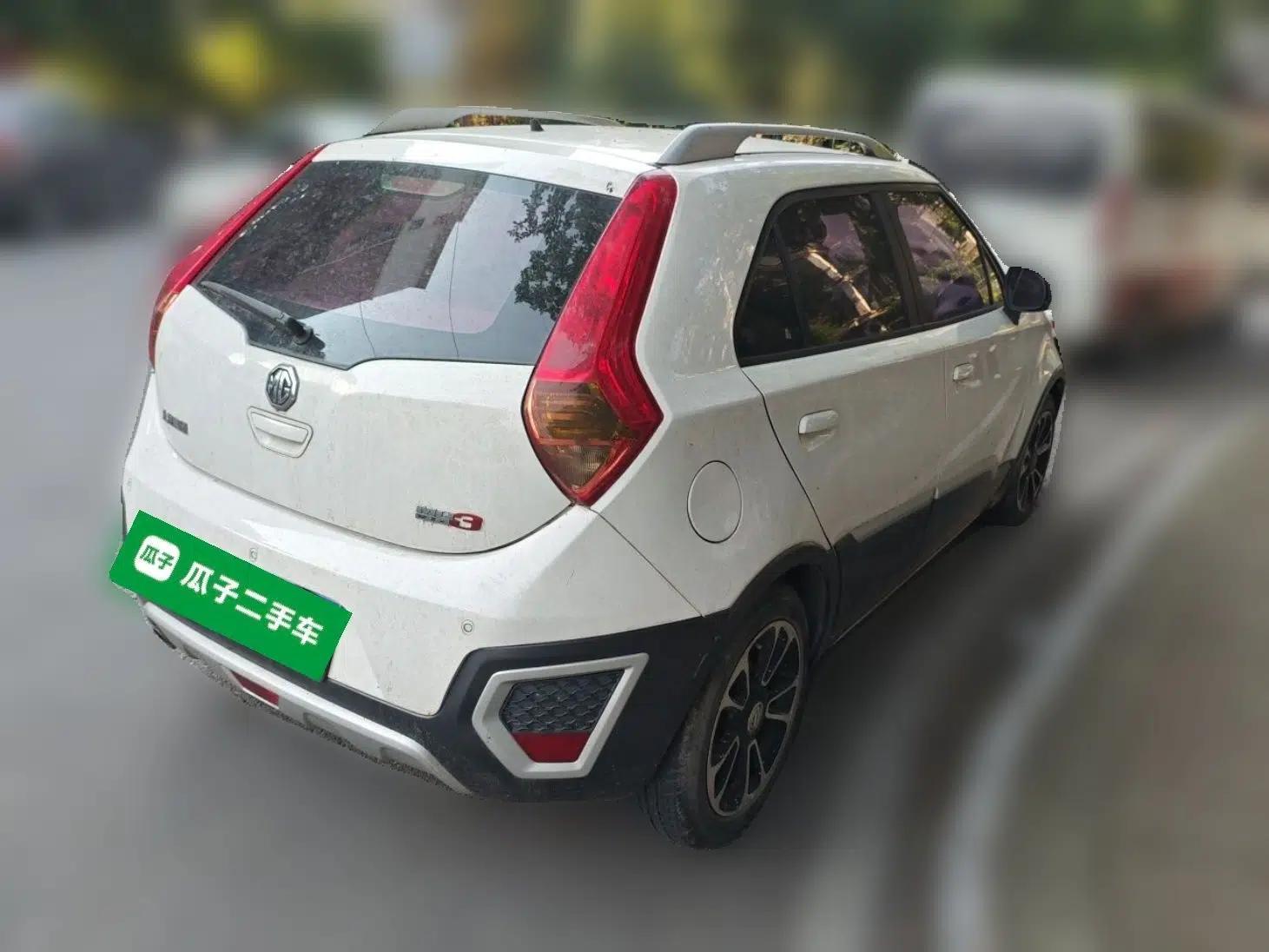 MG 3SW 2015 1.5L AMT Elite Model — миниатюра 6