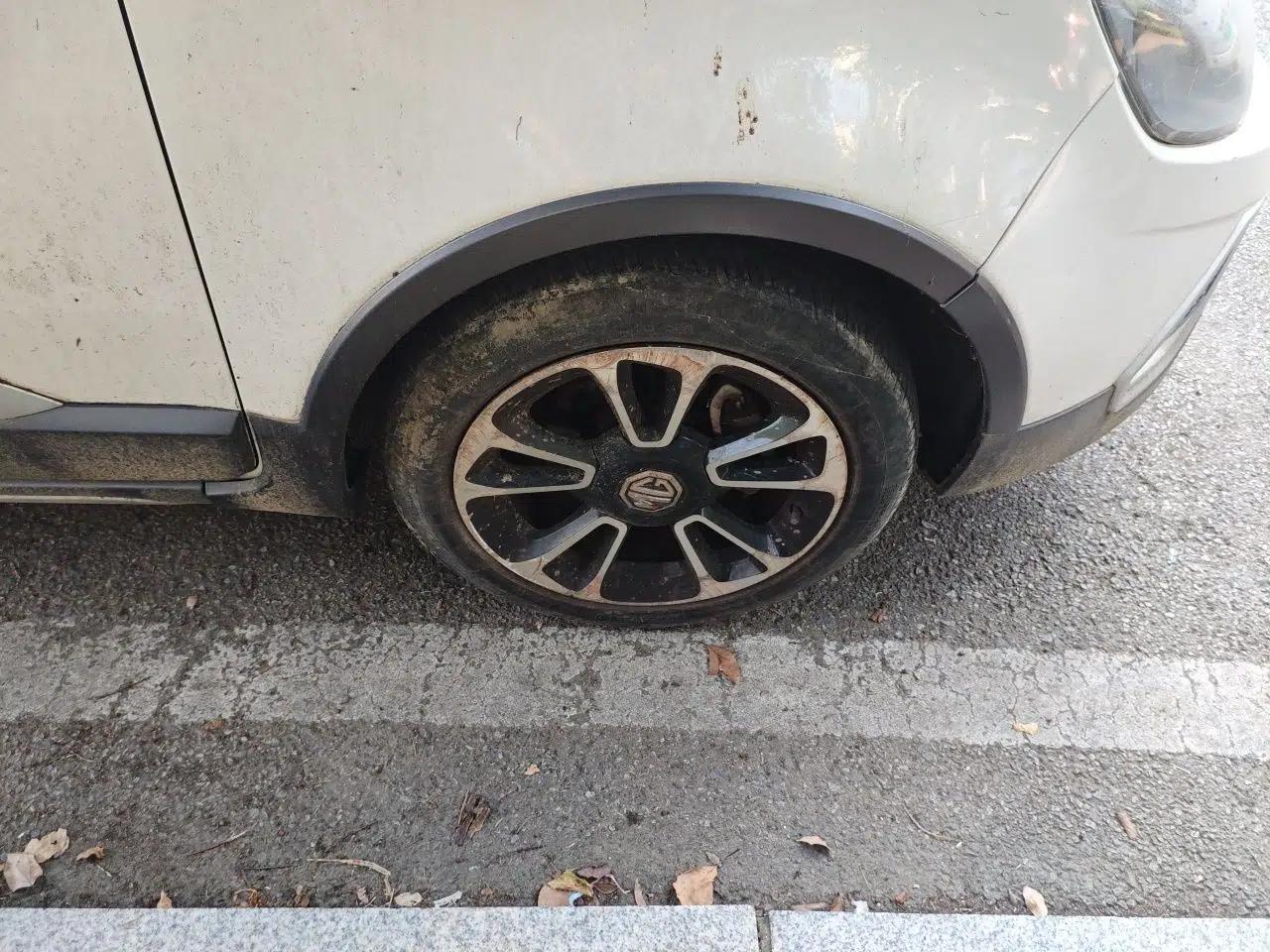 MG 3SW 2015 1.5L AMT Elite Model — миниатюра 8