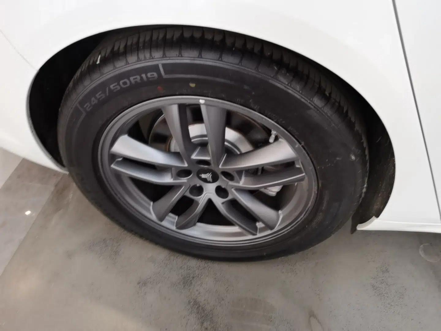 NETA S Shooting Brake 2024 Range-Extended 300 Standard Edition — миниатюра 11
