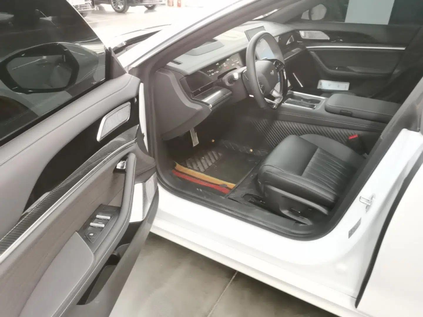 NETA S Shooting Brake 2024 Range-Extended 300 Standard Edition — миниатюра 23