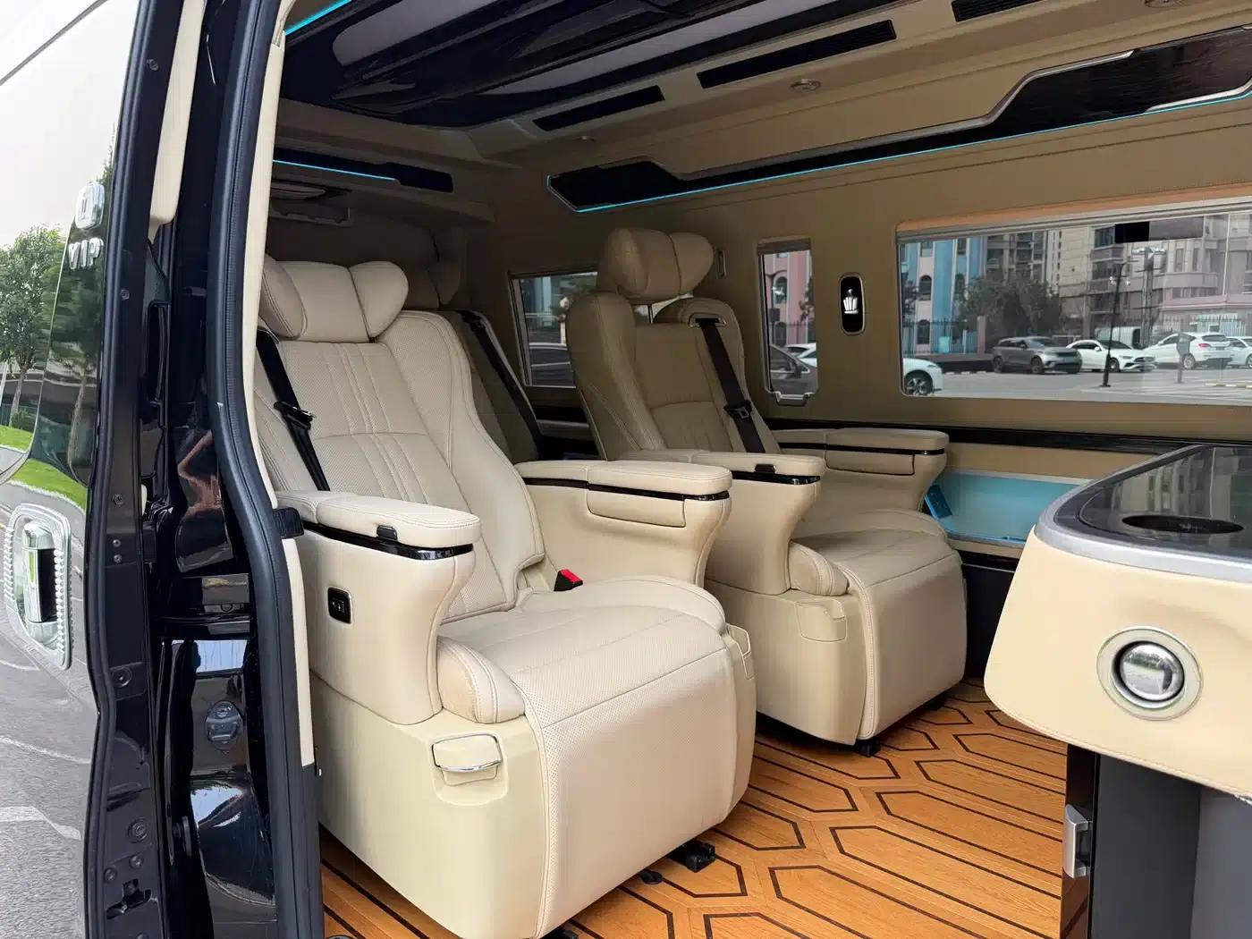 2023 HIACE 3.5L Middle East Edition — миниатюра 16