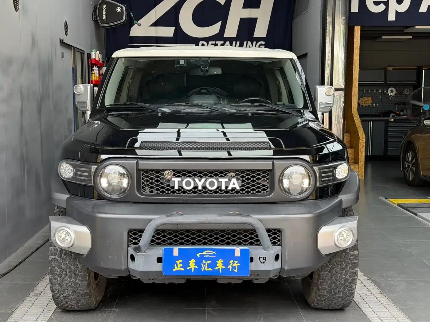 2019 FJ Cruiser 4.0L Middle East Edition — миниатюра 2