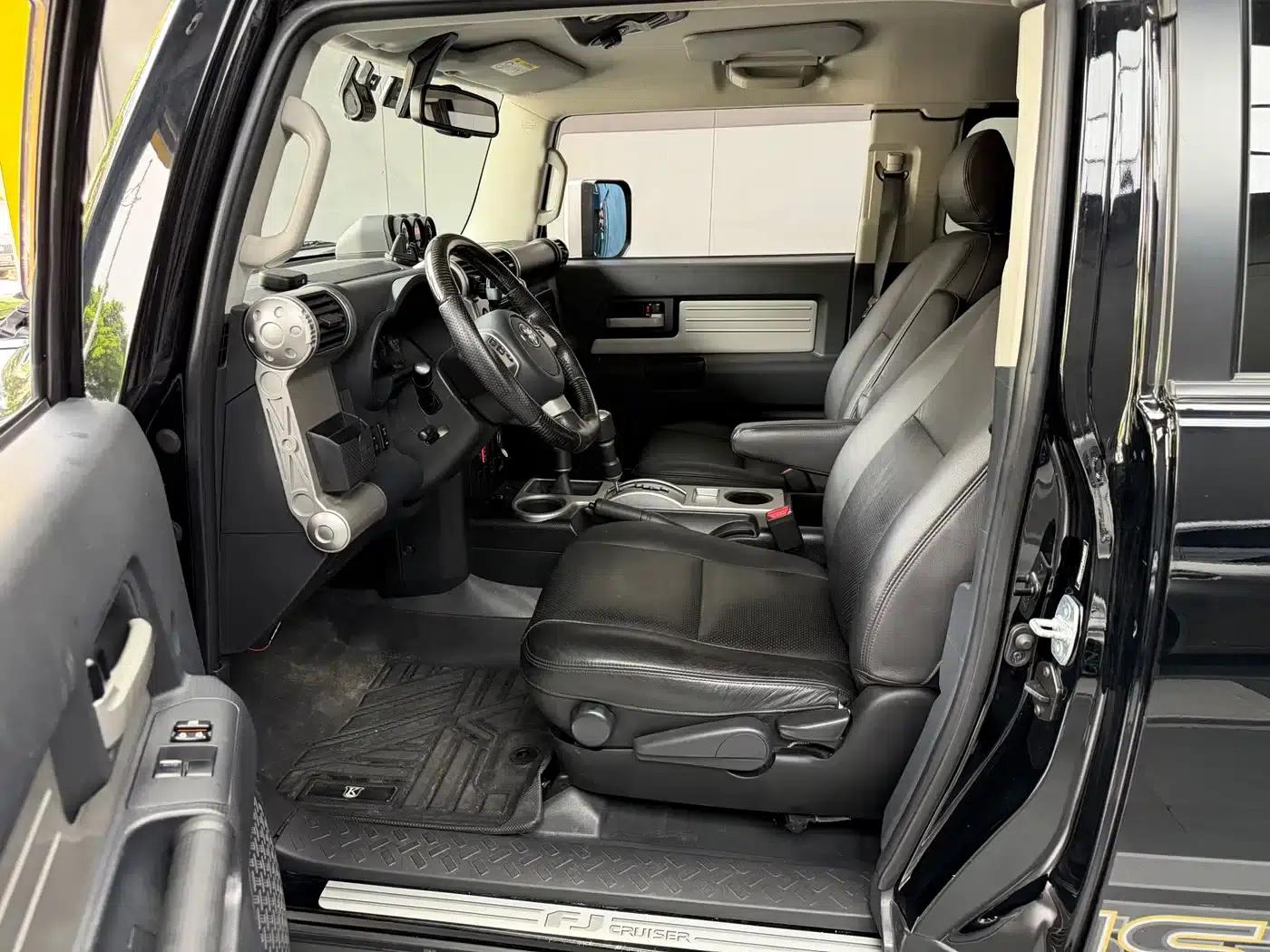 2019 FJ Cruiser 4.0L Middle East Edition — миниатюра 17