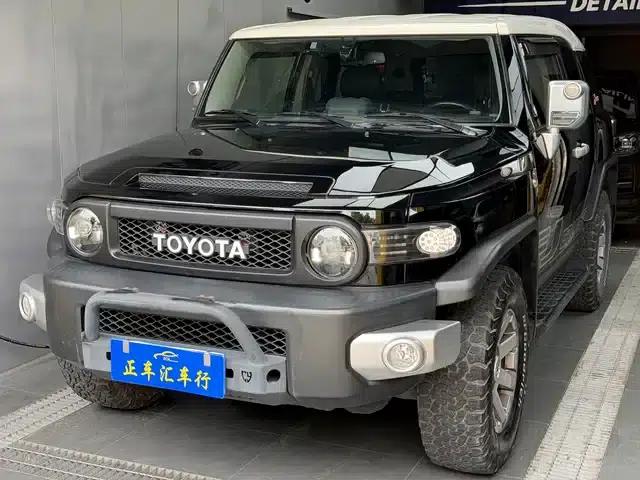 2019 FJ Cruiser 4.0L Middle East Edition