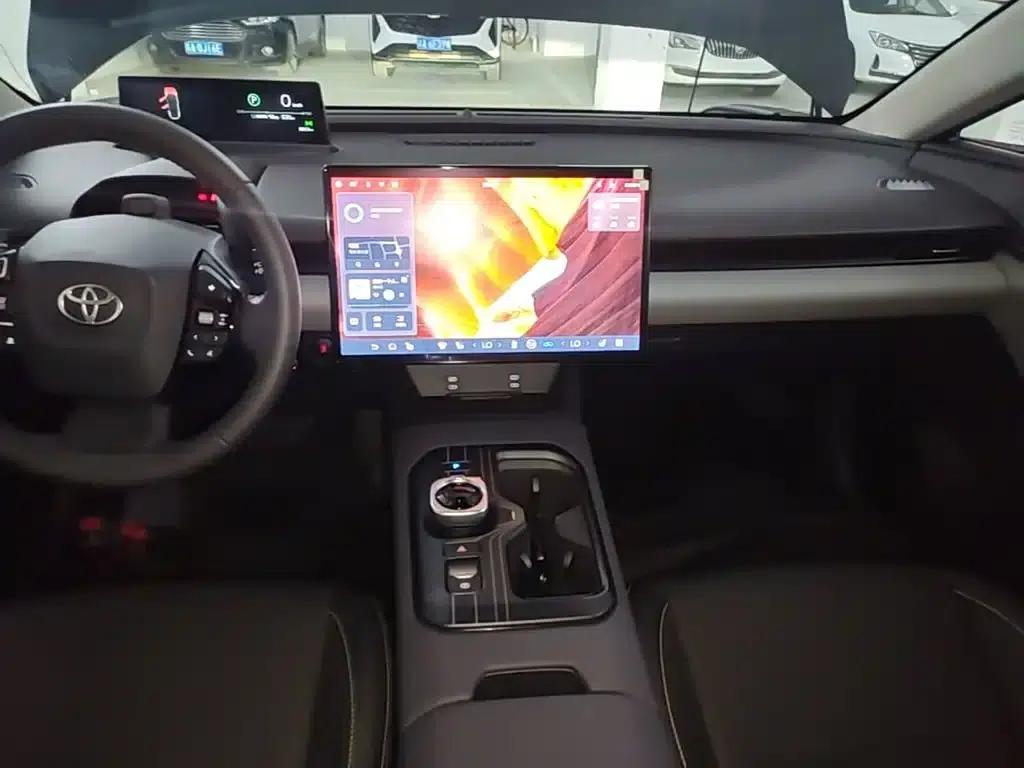 Toyota BZ5 2025 550 PRO — миниатюра 13