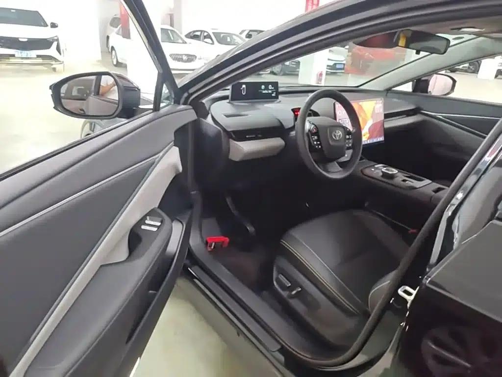 Toyota BZ5 2025 550 PRO — миниатюра 16