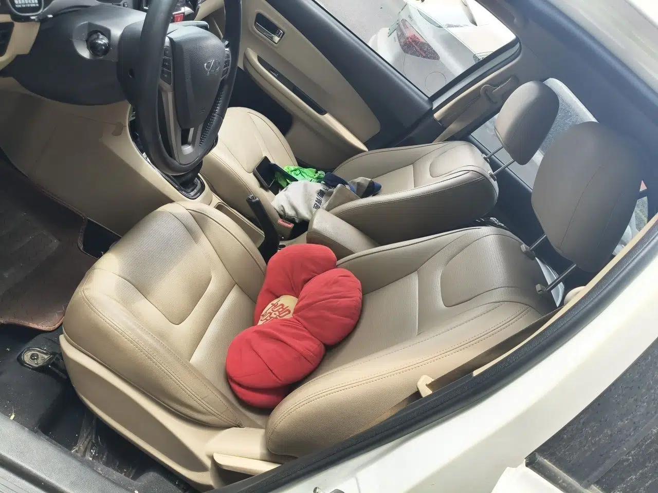 Chery E3 2013 1.5L Manual ZhiShang Model — миниатюра 15