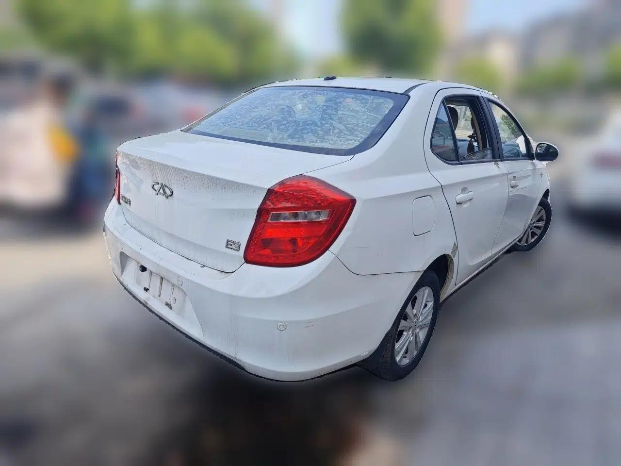 Chery E3 2013 1.5L Manual Fashion Model — миниатюра 6