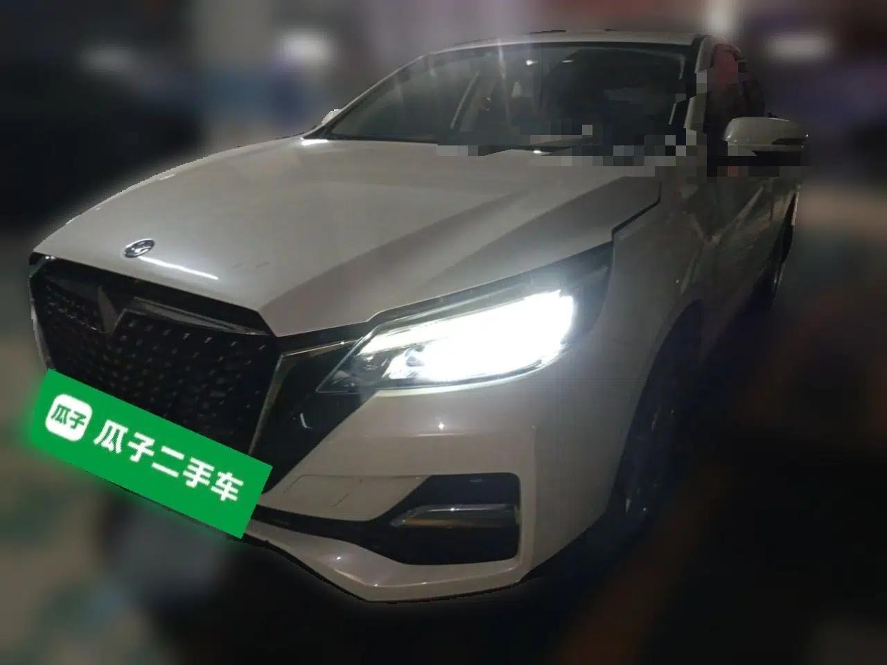 Venucia T90 2020 2.0L CVT Smart Connect & Smooth Drive Edition — миниатюра 1
