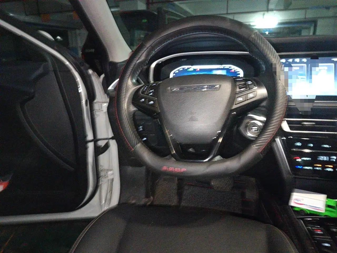 Venucia T90 2020 2.0L CVT Smart Connect & Smooth Drive Edition — миниатюра 10