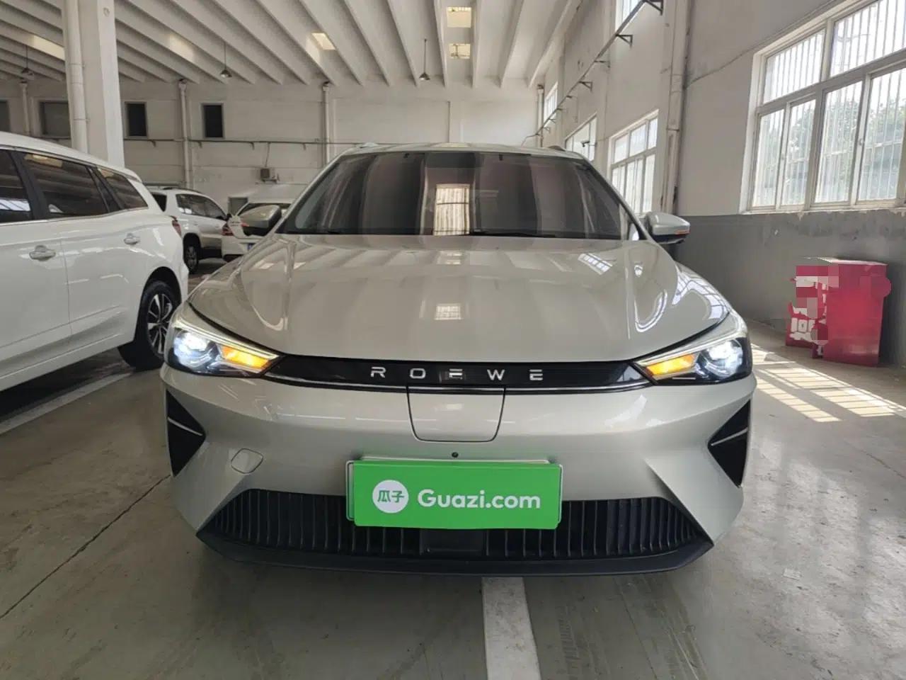 Roewe Ei5 2021 500 Admiration Edition — миниатюра 2