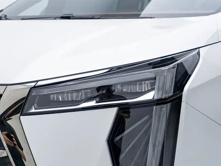 Trumpchi Aspiration M8 2025 Qiankun Series Ultra First Class — миниатюра 12