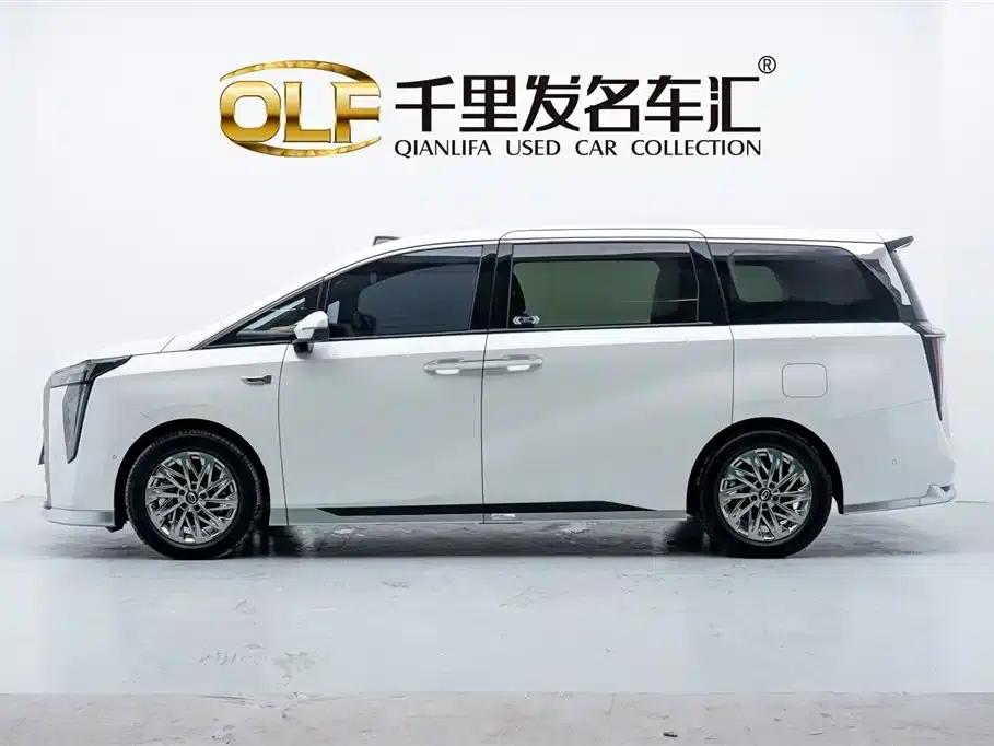 Trumpchi Aspiration M8 2025 Qiankun Series Ultra First Class — миниатюра 8