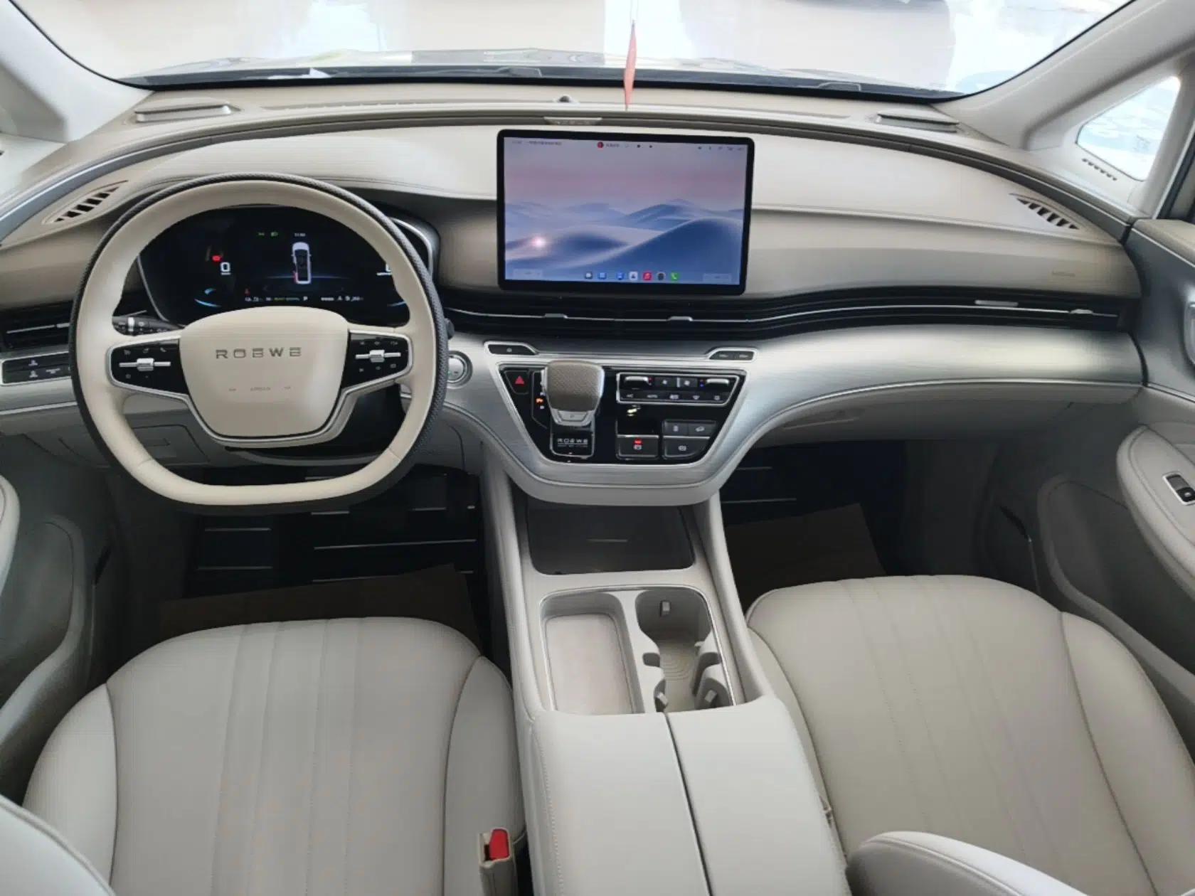 Roewe iMAX8 New Energy 2025 1.5T DMH Lu Zun Deluxe Edition — миниатюра 12