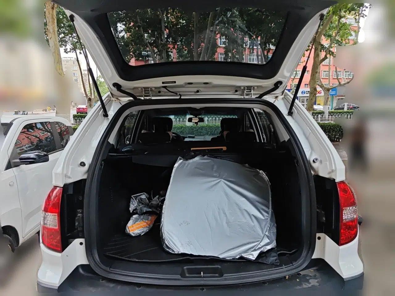 Roewe W5 2014 1.8T 2WD Automatic Tharu Special Edition — миниатюра 19