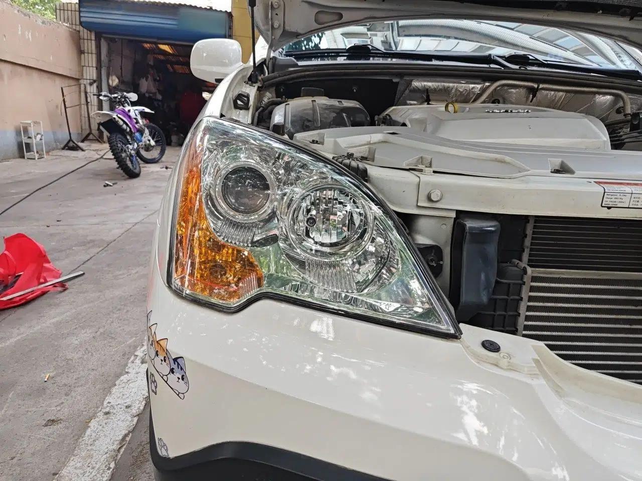 Roewe W5 2014 1.8T 2WD Automatic Tharu Special Edition — миниатюра 7
