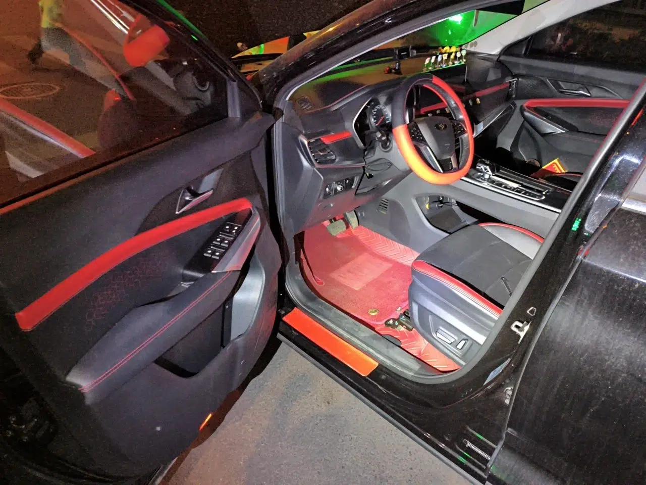 SOL X8 2021 300T DCT Prestige Smart Connect Edition 6 Seats — миниатюра 16