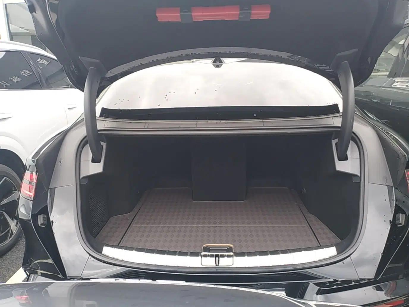 Denza Z9 2024 1100 km Four-Wheel Drive Max Version — миниатюра 22