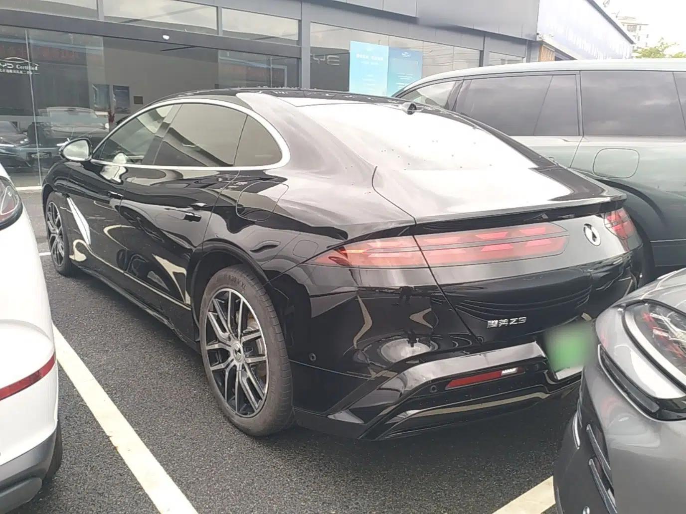Denza Z9 2024 1100 km Four-Wheel Drive Max Version — миниатюра 4