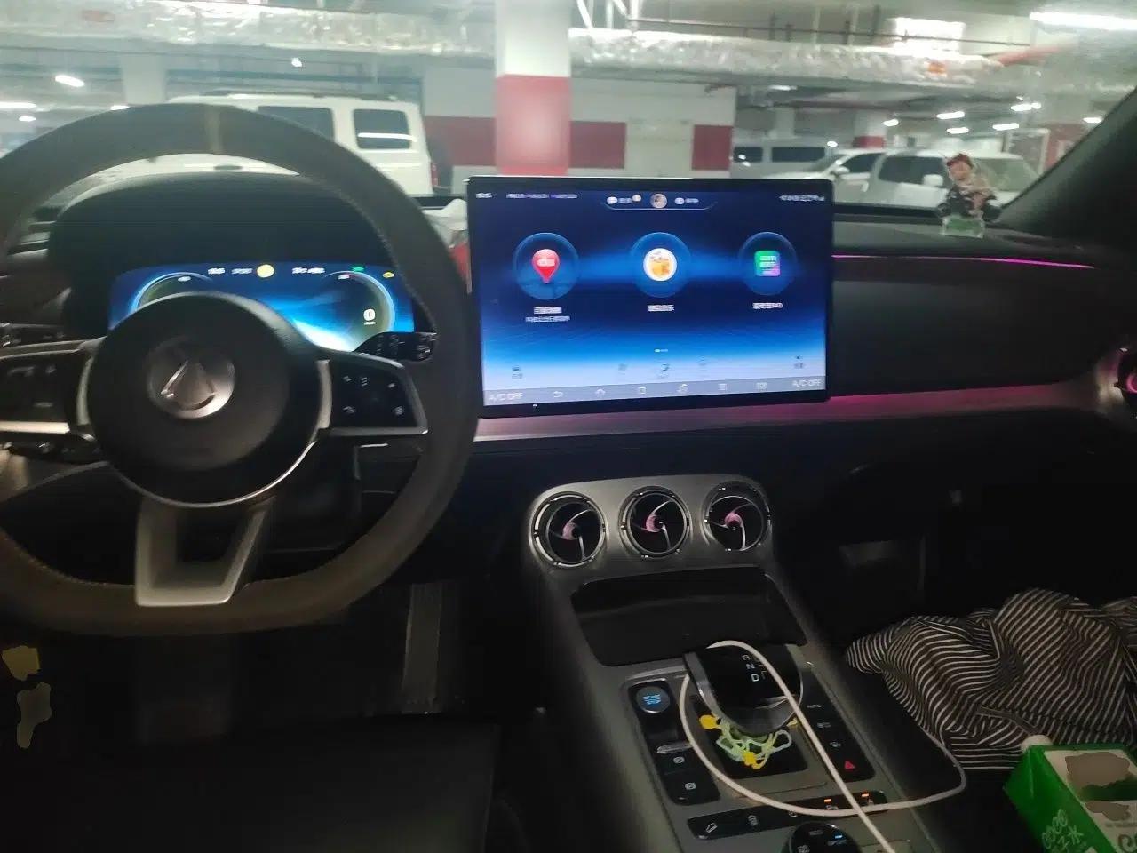 Denza X 2020 PHEV Flagship Edition — миниатюра 9