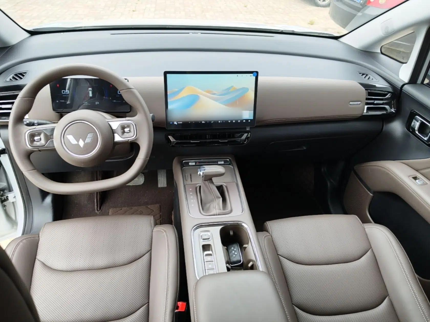 Wuling 730 2025 Model 1.5T CVT Elite Edition — миниатюра 12