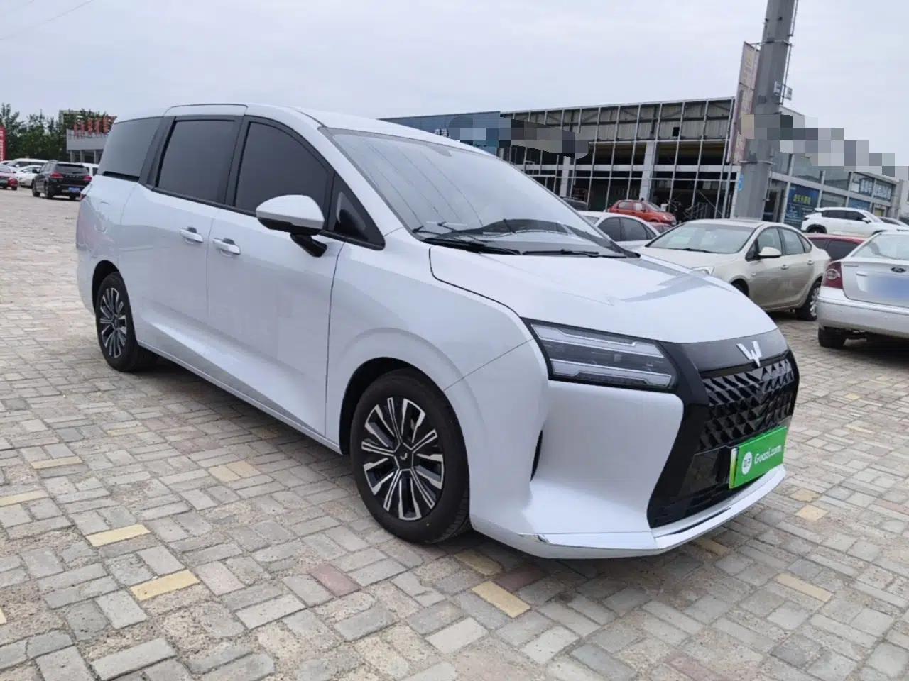 Wuling 730 2025 Model 1.5T CVT Elite Edition — миниатюра 3