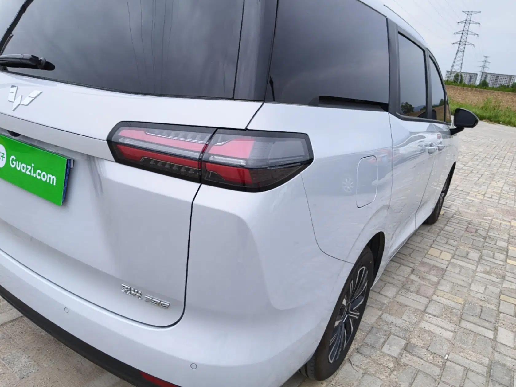 Wuling 730 2025 Model 1.5T CVT Elite Edition — миниатюра 9