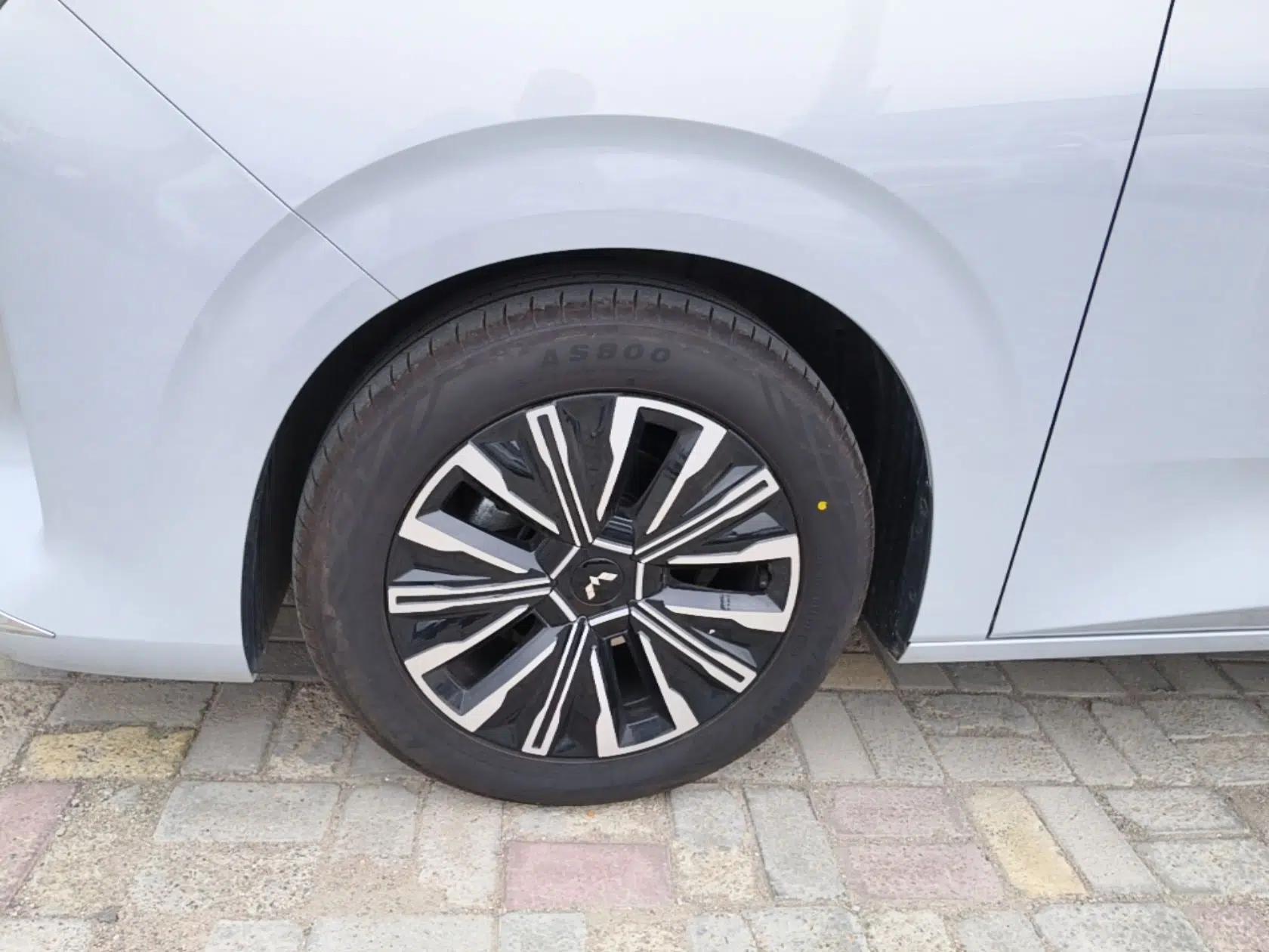 Wuling 730 2025 Model 1.5T CVT Elite Edition — миниатюра 10