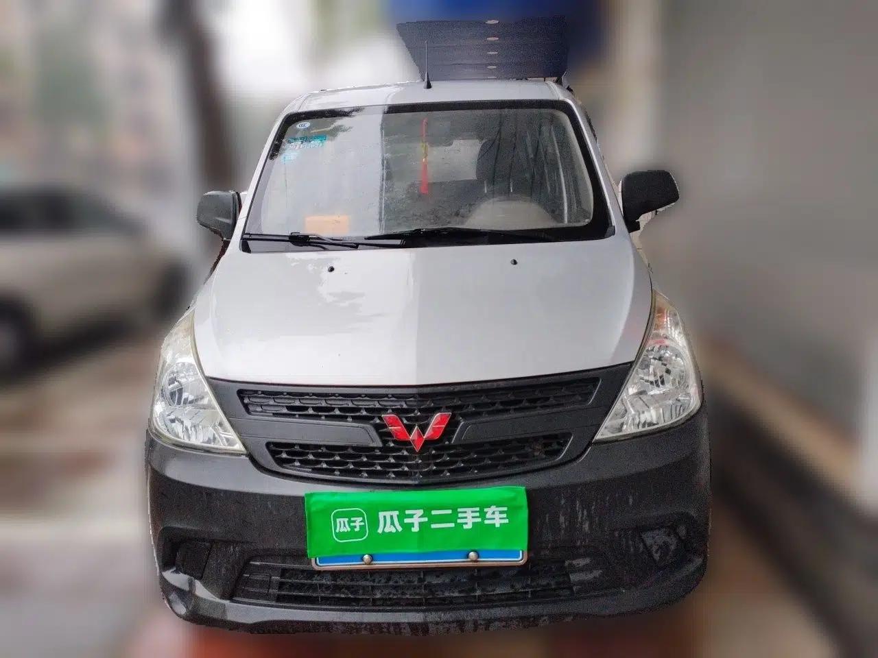 Wuling Zhiguang V 2017 1.2L Base Version LMH — миниатюра 2