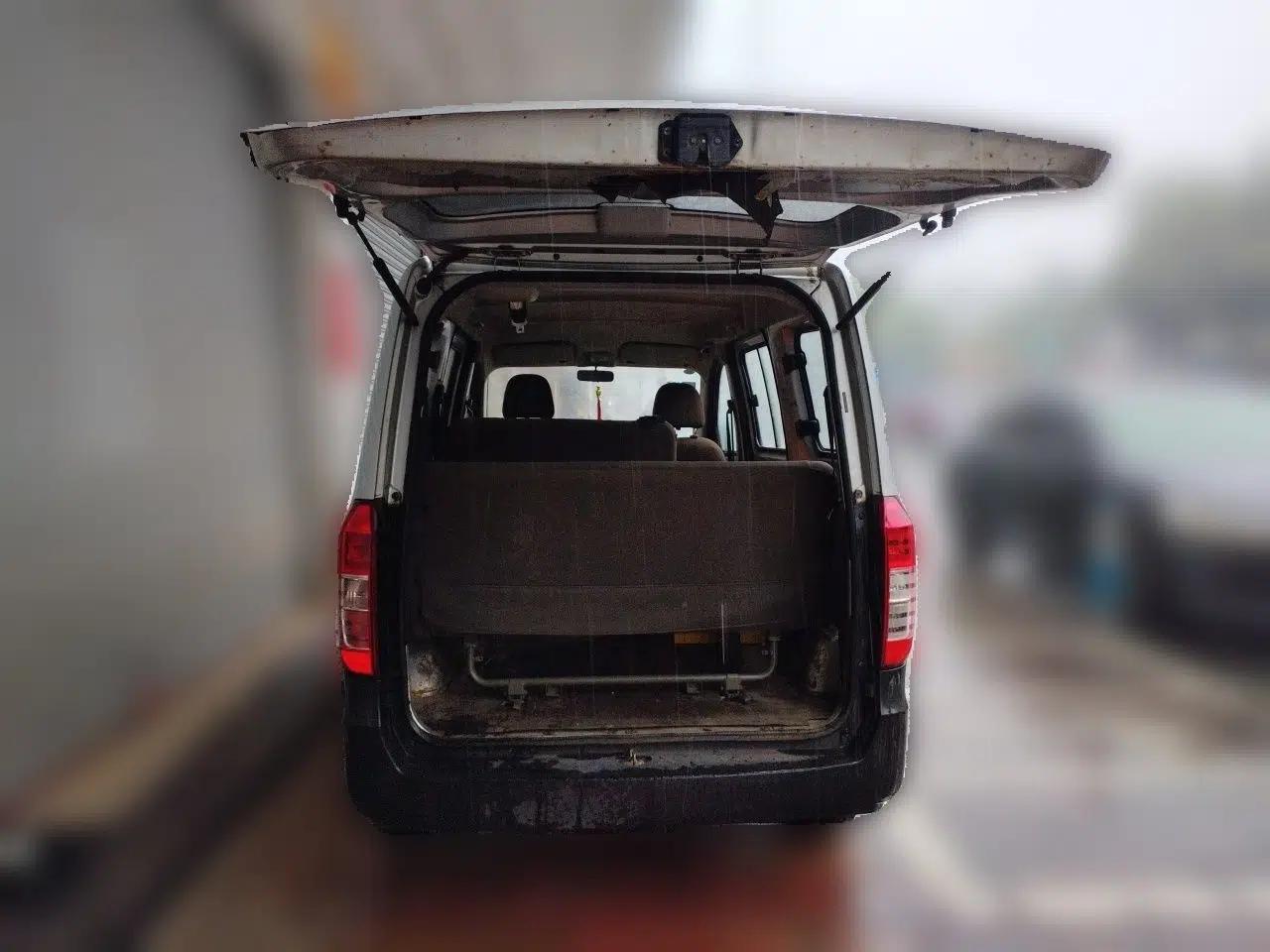 Wuling Zhiguang V 2017 1.2L Base Version LMH — миниатюра 19