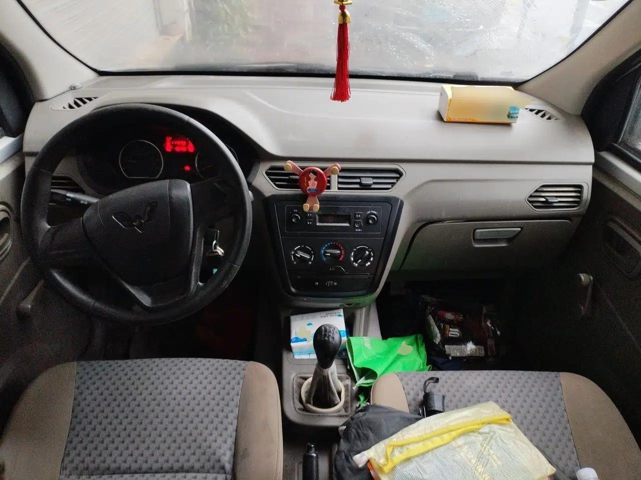 Wuling Zhiguang V 2017 1.2L Base Version LMH — миниатюра 9