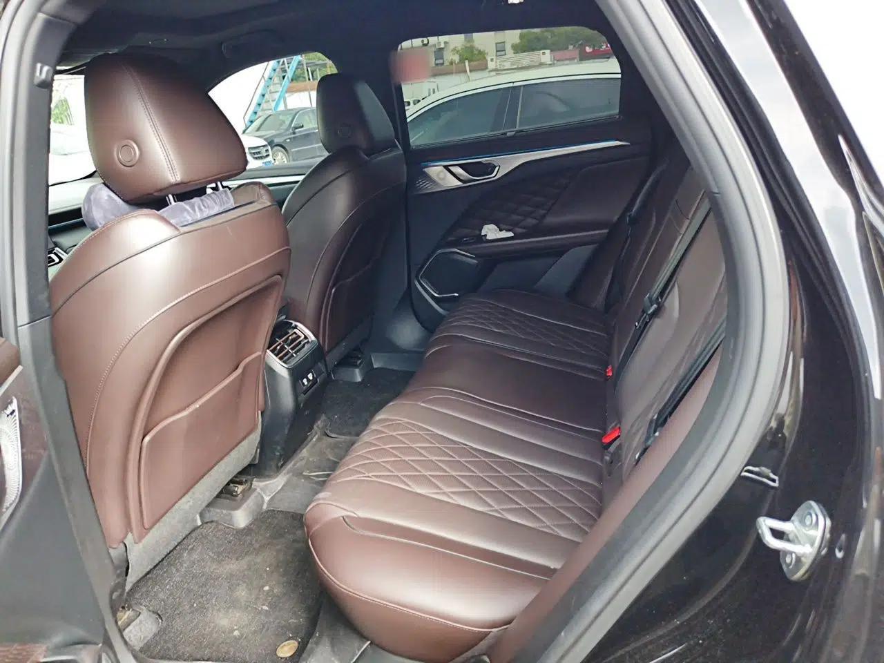 Wey Mocha 2021 2.0T Two-Wheel-Drive Premium Edition — миниатюра 17