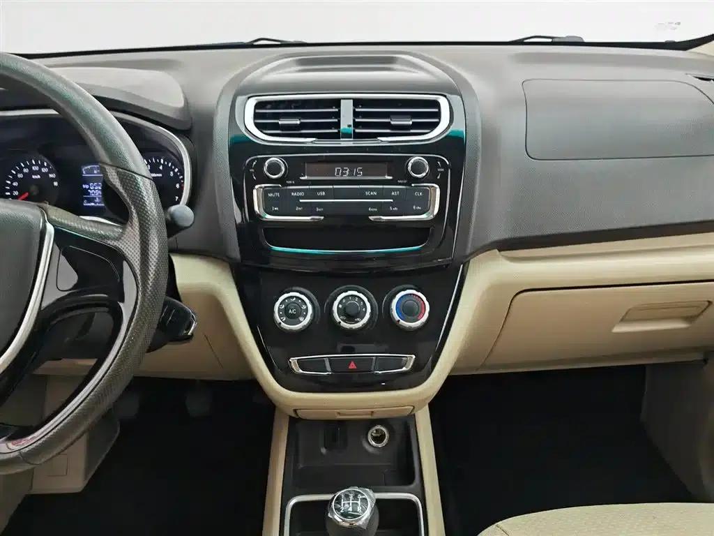 Brilliance Jinbei 750 2015 Model 1.5L Comfort Edition — миниатюра 12