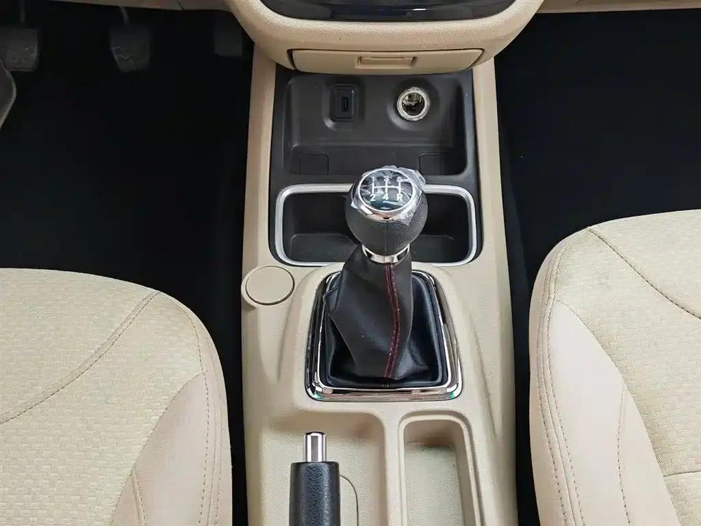 Brilliance Jinbei 750 2015 Model 1.5L Comfort Edition — миниатюра 13