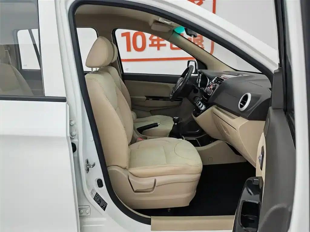 Brilliance Jinbei 750 2015 Model 1.5L Comfort Edition — миниатюра 23