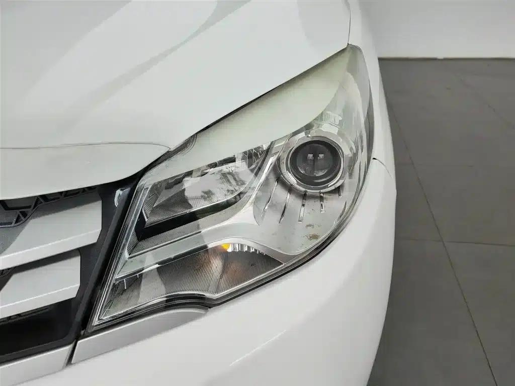 Brilliance Jinbei 750 2015 Model 1.5L Comfort Edition — миниатюра 7