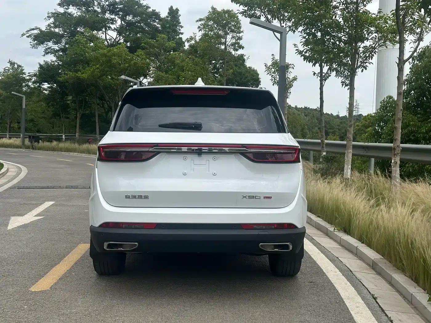 Jetour X90 PRO 2024 1.6T DCT Luxury Edition 7-seater — миниатюра 10