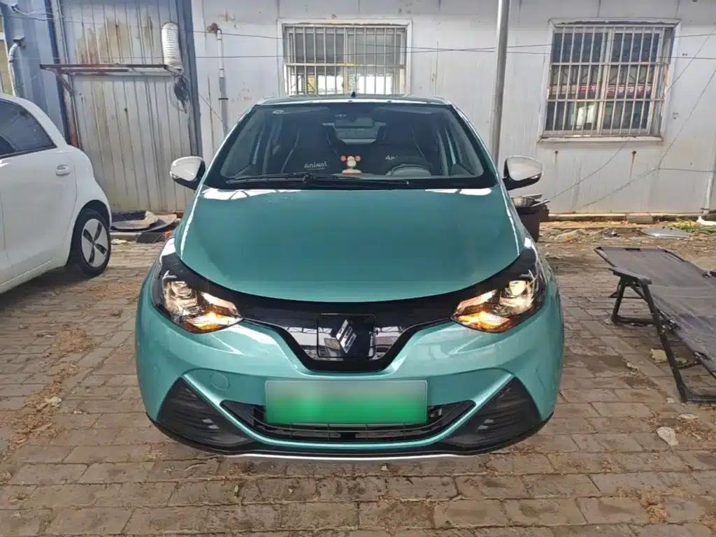 Yizhi EV2 2023 Auspicious Edition 201km Comfort Model — миниатюра 3