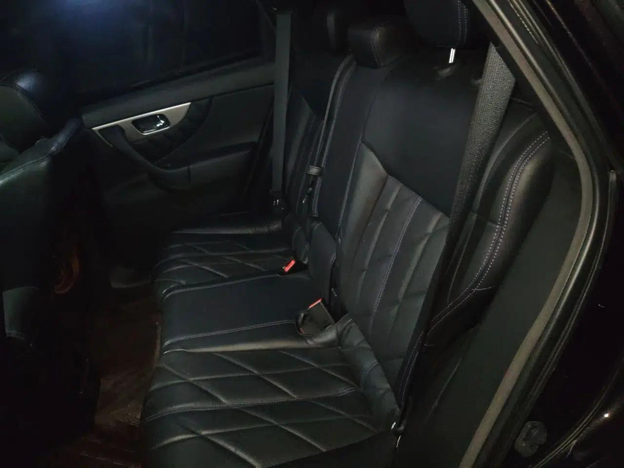 Infiniti QX70 2015 3.7L Shadow Edition — миниатюра 17