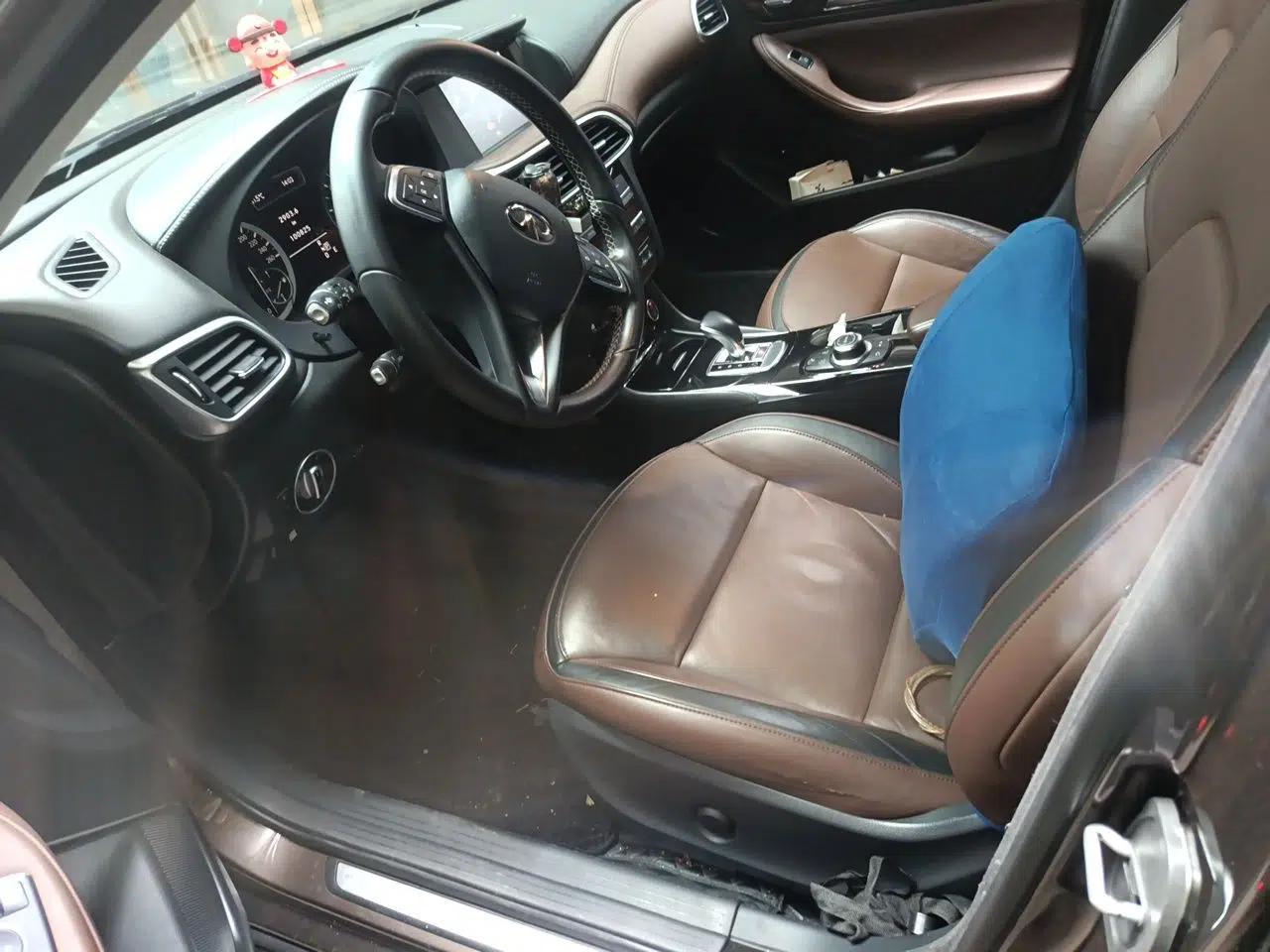 Infiniti QX30 2017 1.6T Two-Wheel-Drive Sport Edition — миниатюра 15