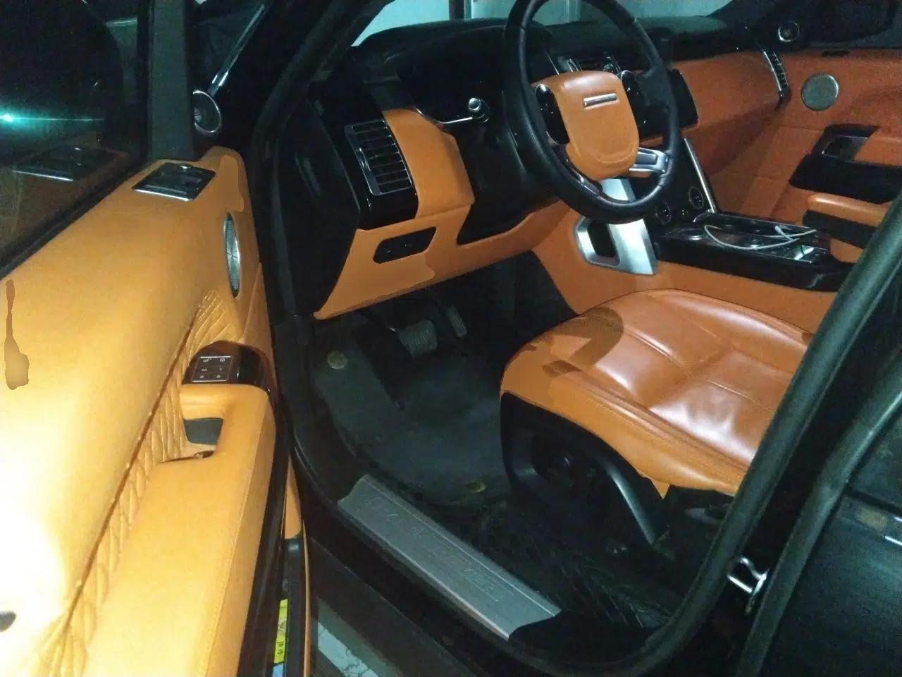 Land Rover Range Vogue 2015 3.0 V6 U.S.-Spec Executive Edition — миниатюра 16