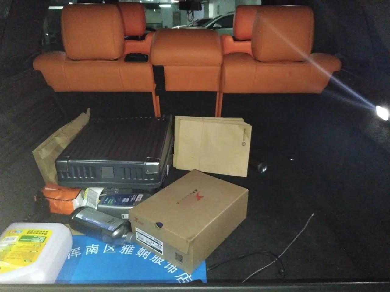 Land Rover Range Vogue 2015 3.0 V6 U.S.-Spec Executive Edition — миниатюра 19