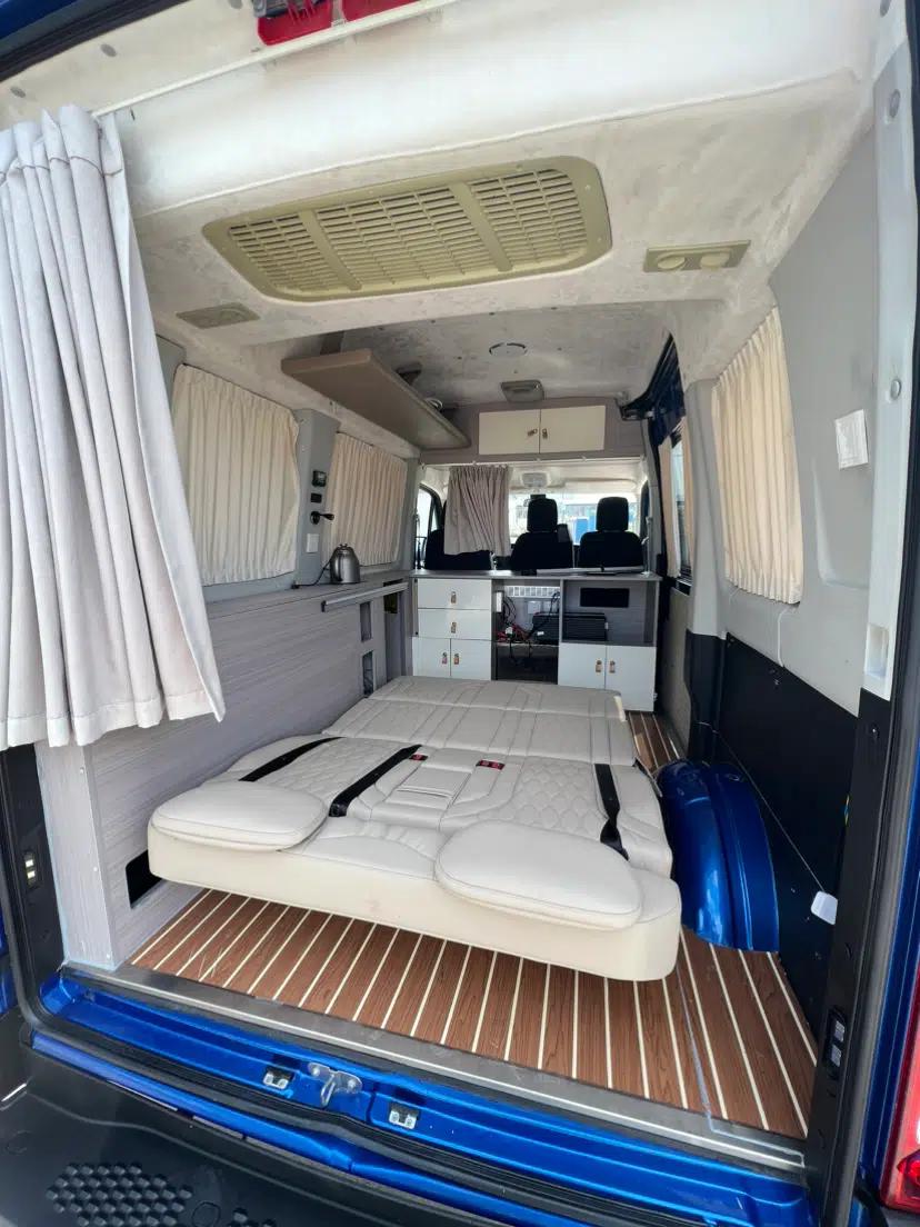 Iveco Eurocargo 2021 3.0T Automatic Chaorui Short Wheelbase High-Roof Side-Sliding Door F1C — миниатюра 17